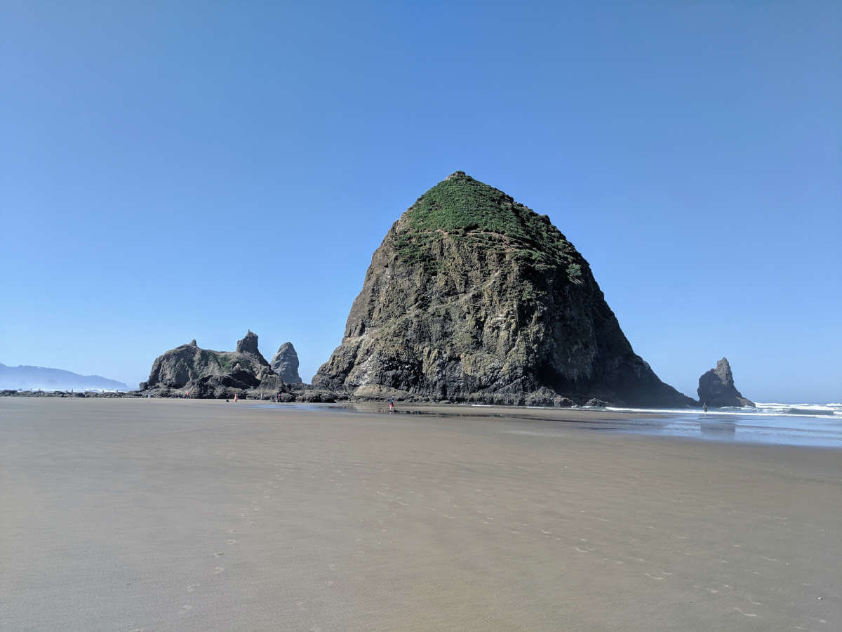 Exploring Cannon Beach (with a side trip to Astoria)