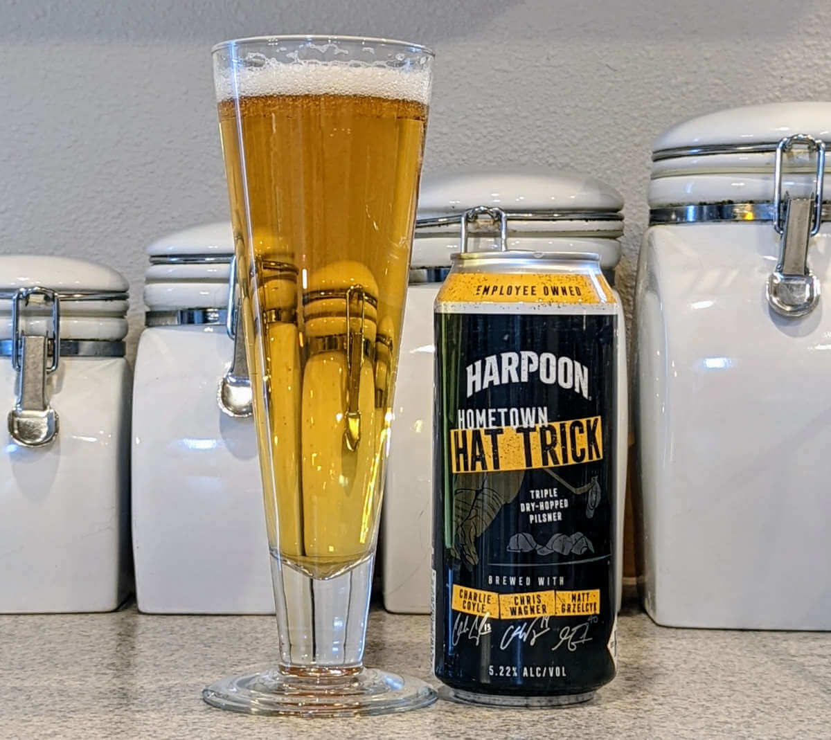 Harpoon Brewery Hometown Hat Trick Triple Dry-Hopped Pilsner